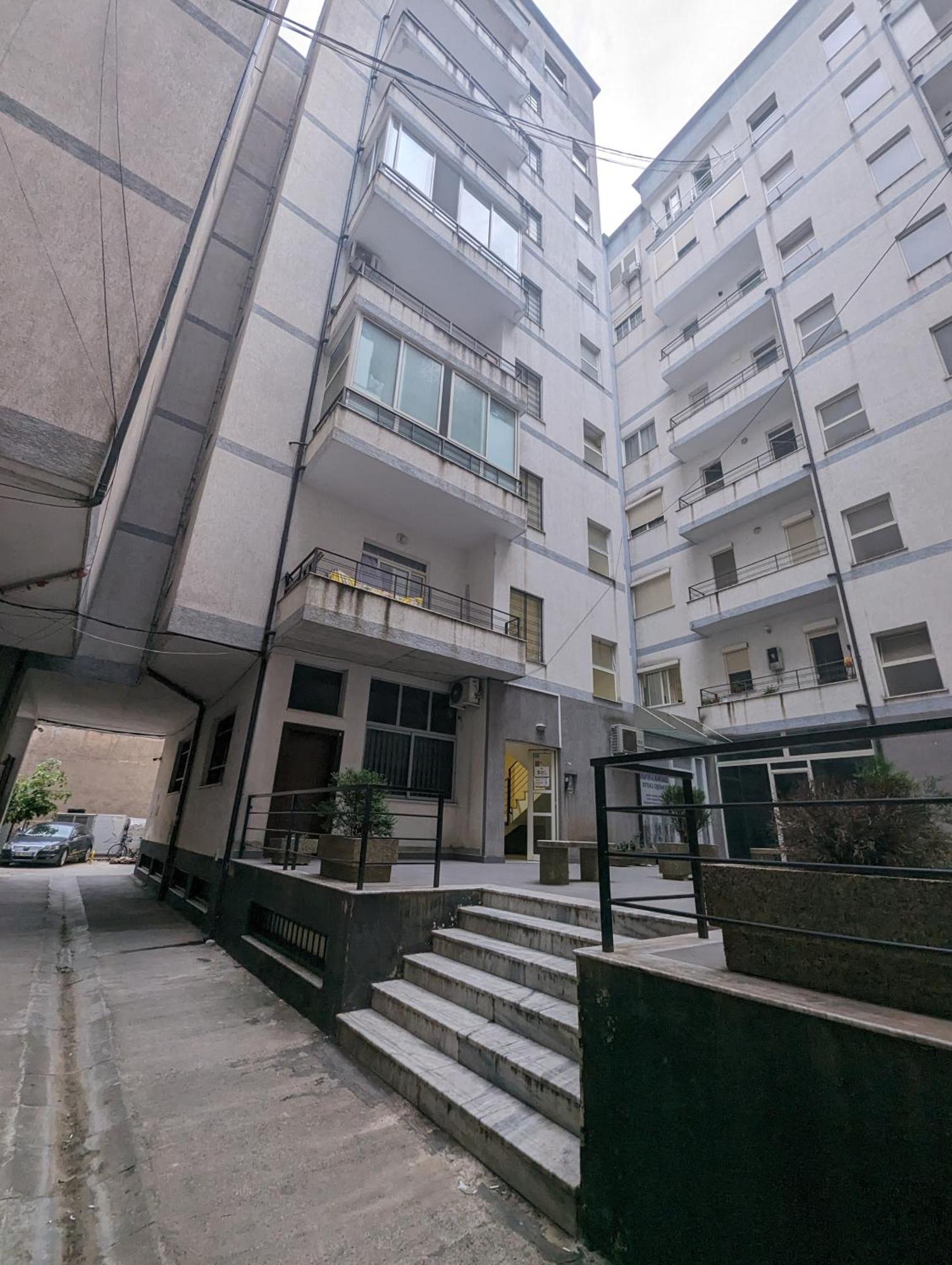 Arbi'S Apartment Shkodër Buitenkant foto